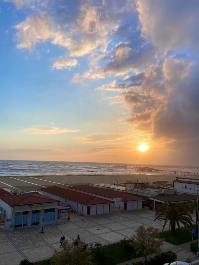 Alba Sul Mare Ξενοδοχείο Λίντο ντι Καμαϊόρε Εξωτερικό φωτογραφία